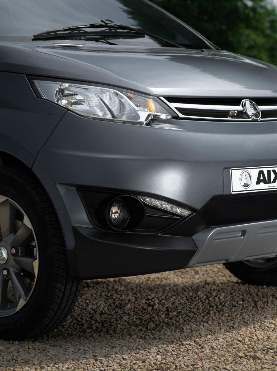 Детали экстерьера Aixam Crossover Premium 2013 года  (фото 10 из 11)